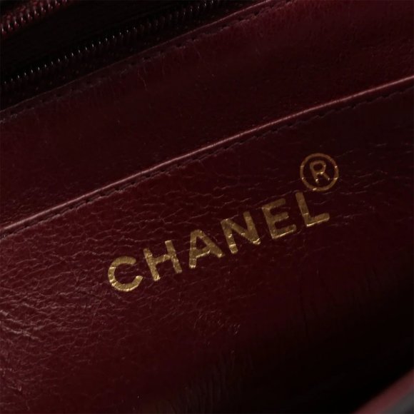 Chanel Vintage Black Quilted Lambskin Diana Flap Bag - Picture 3 of 10